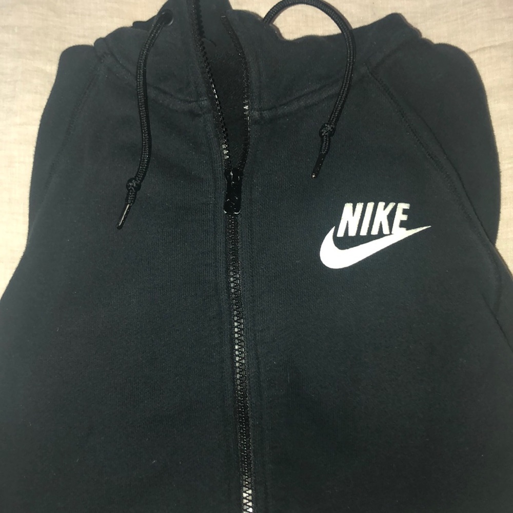 Nike sweatshirt